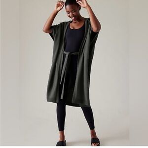 NWOT Athleta Hooded Daydream Knit Wrap in Dark Gray One Size